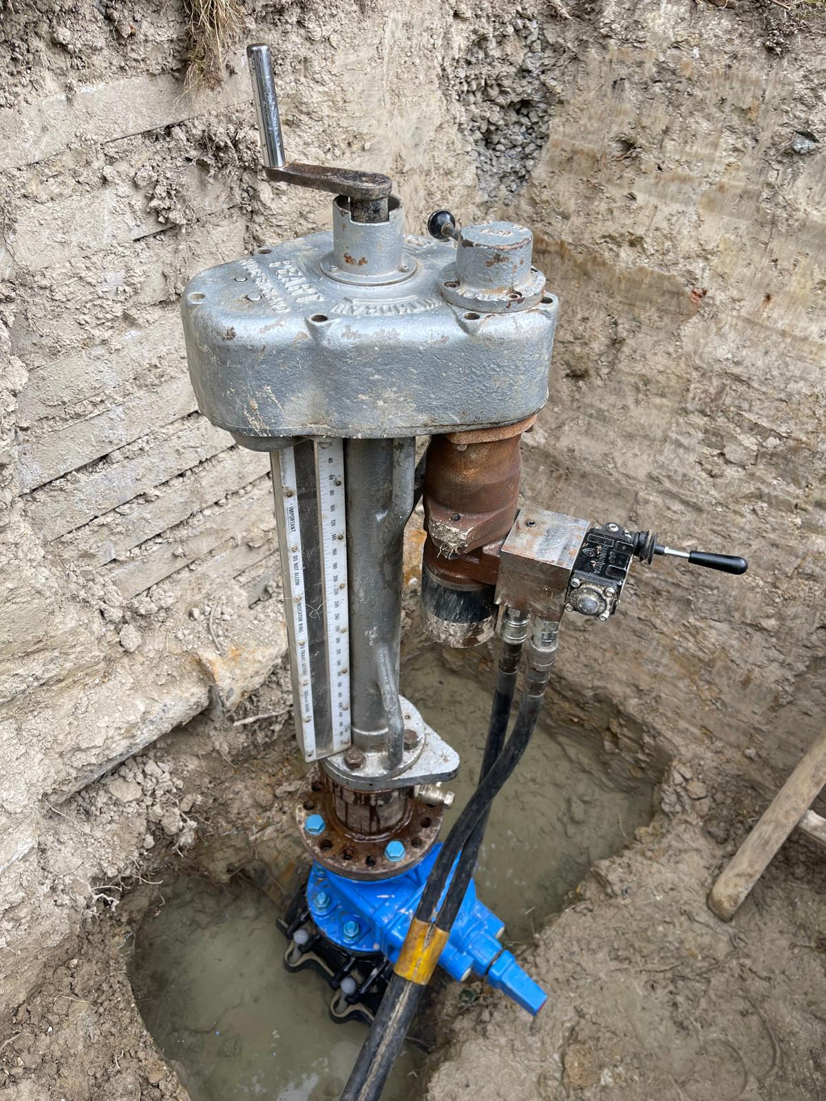 Hot Tapping aka under pressure drilling